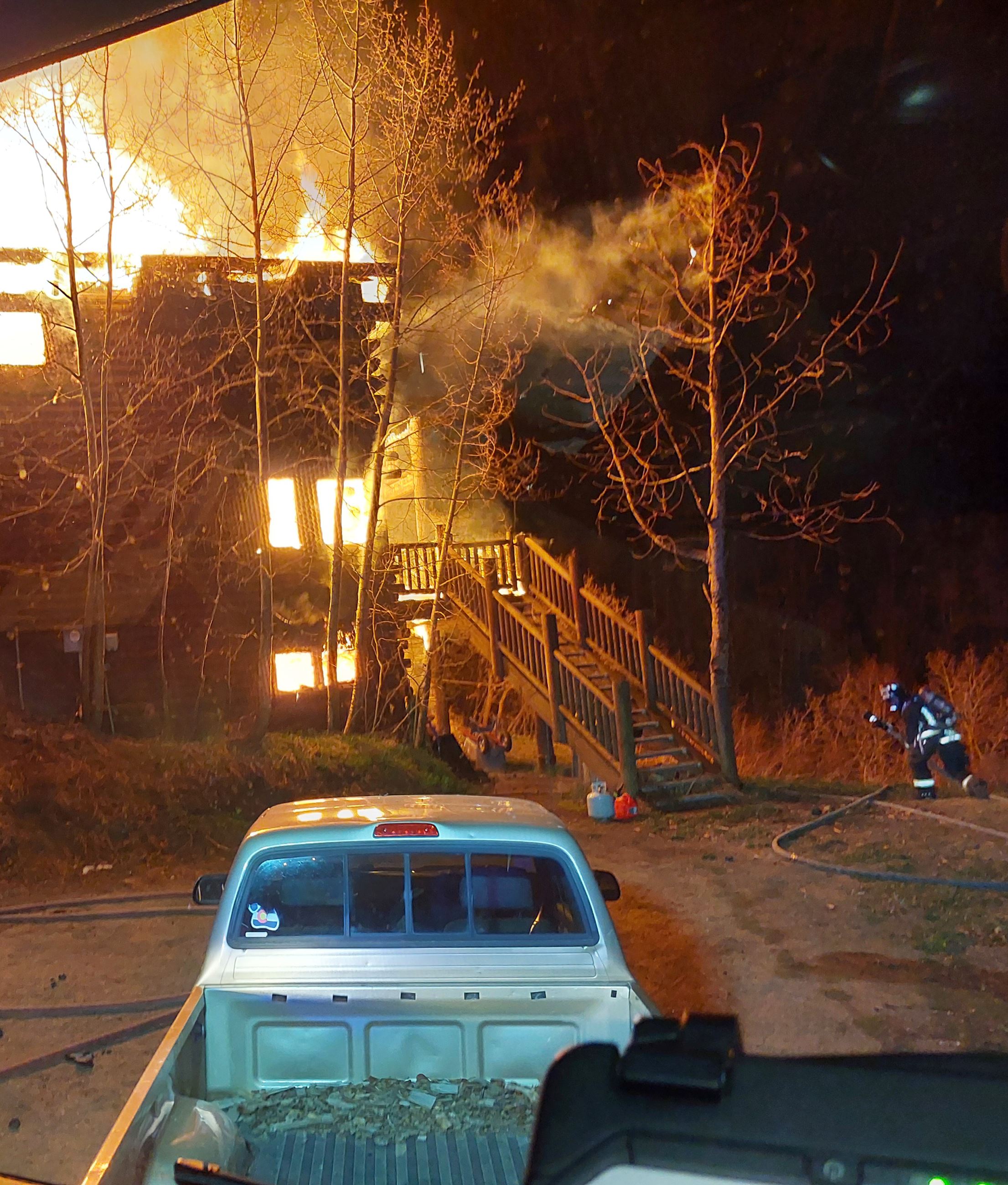 Structure Fire CR 41 - News Flash